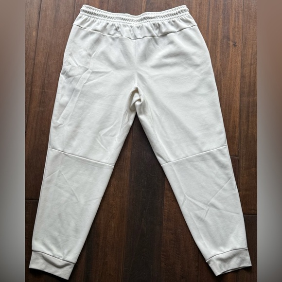 Nike Dri-FIT Standard Issue Joggers in Sail White | Men’s Size L - Picture 6 of 9